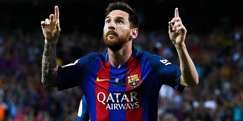 Messi đang là huyền thoại sống của cả Barcelona lẫn La Liga